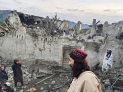 Афганистанд хүчтэй газар хөдөлсний улмаас 1,000 гару